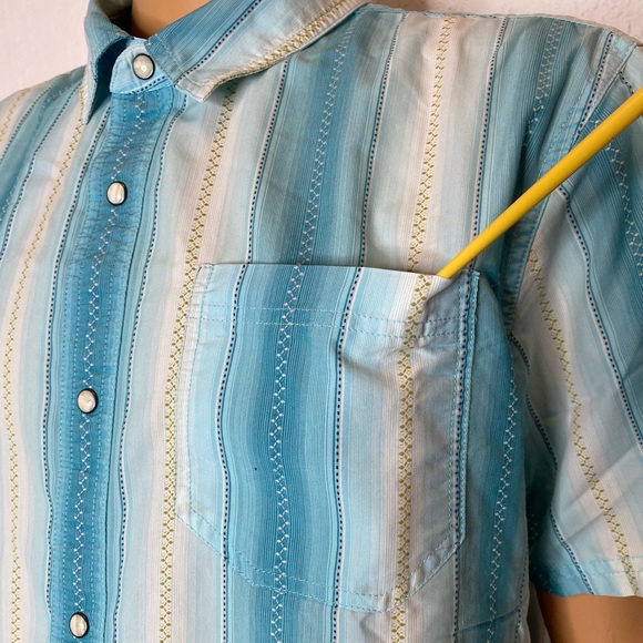 PrAna Hiking Fishing Outdoors Button Down Shirt Men's Size L Organic Cotton EUC - Picture 3 of 13